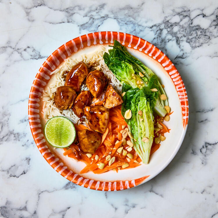 Tamarind & Lemongrass Chicken With Peanut Brown Rice Salad